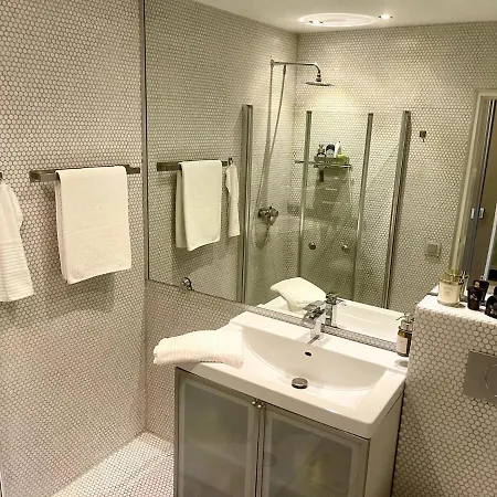 Schoene Mit Terrasse Nahe Duesseldorf Appartement Krefeld